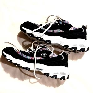 Sketchers D'lites Women's Walking Shoes 8W EUC